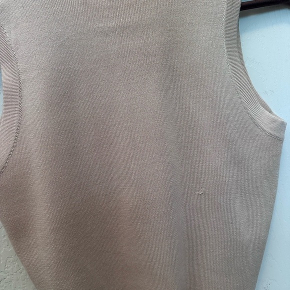 Women’s Madden Girl Tan Cropped Cardigan Shell/Vest, Button Down, size XS - Picture 5 of 8